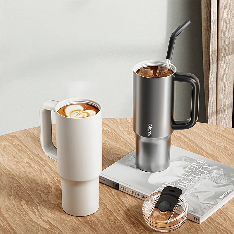 Tasse à eau géante